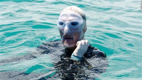 Diana Nyad completes historic Cuba-to-Florida swim - CNN.com