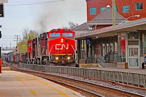 CN Freight Trains: Show Of Gratitude To Mike Armstrong (Coasterfan2105)