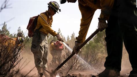 Bootleg Fire: They dodged flames pushed by 30 mph winds. Crews in Oregon still are trying to ...