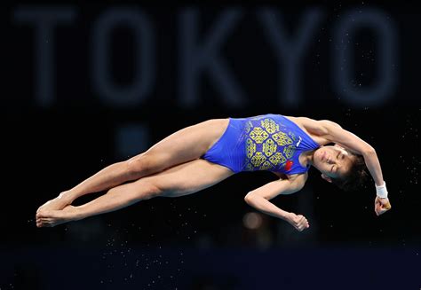 Olympics-Diving-China's Quan advances to women's 10m platform finals in ...