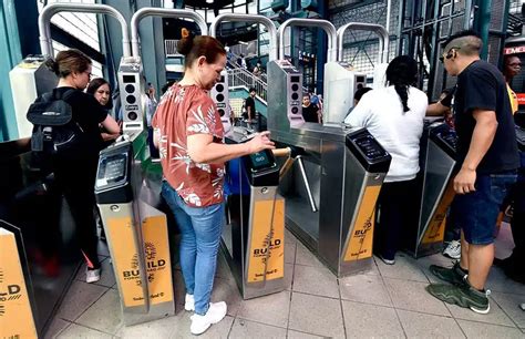 New York's OMNY System Surpasses 1 Billion Taps for Contactless Fare ...