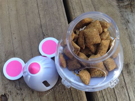 #Review: Temptations Snacky Mouse Toy & Treats | Mouse toy, Treats, Toys