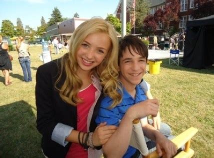 How Did Peyton List And Zachary Gordon Bond Off Set Of "Diary Of A ...