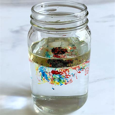 Food Coloring Experiment - Fireworks in a Jar - 7 Days of Play