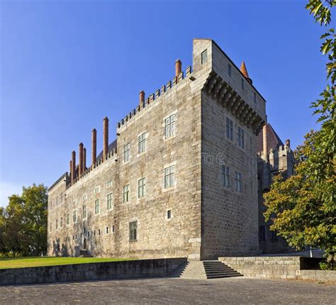 Palace of the Duques of Braganca, Guimaraes Stock Photo - Image of building, facade: 38982674