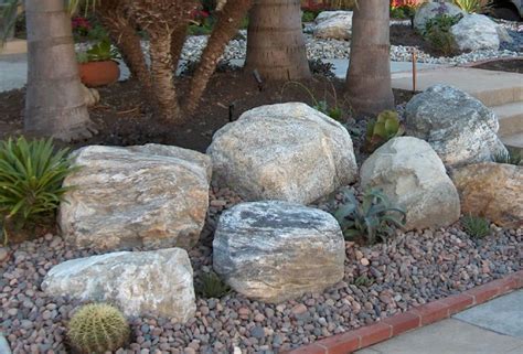 Rock Landscaping: Large Rock Landscaping