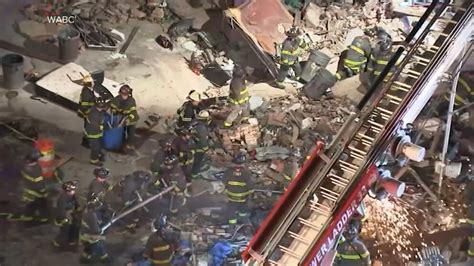 Video Officials investigate partial building collapse in NYC - ABC News