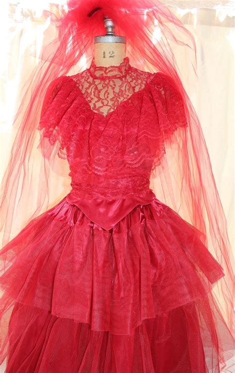 Lydia Deetz Red Wedding Dress BeetleJuice Sz 6 Med Tim