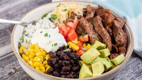 Best Steak Burrito Bowl: Easy Homemade Burrito Bowl Recipe