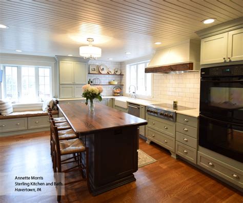 Farmhouse Kitchen Cabinets - Omega Cabinetry