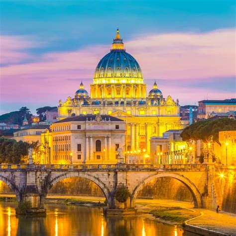 View at St. Peters cathedral in Rome, Italy — Stock Photo © kasto #51485305