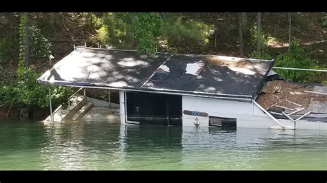 Dangers lurk in the waters of Lake Lanier | 11alive.com