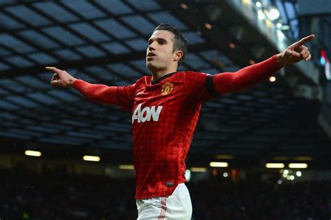 Manchester United win turns screw on EPL title rivals | CNN