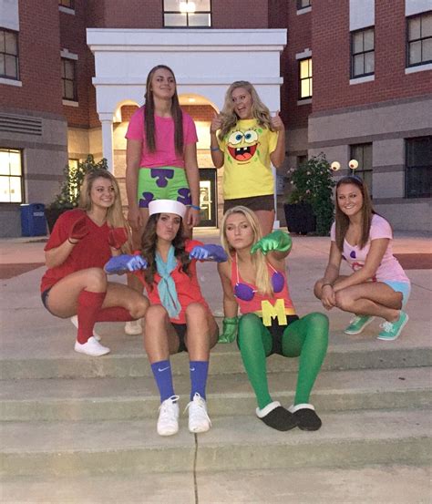 DIY SpongeBob costumes | Cute halloween costumes, Best group halloween ...