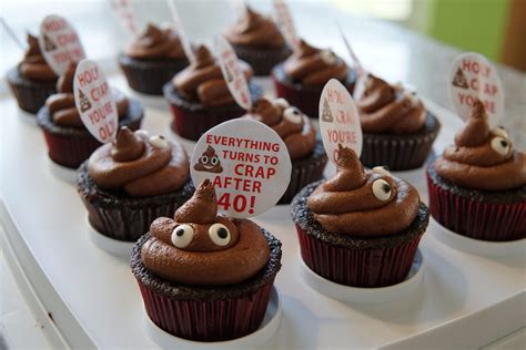 Holy Crap Poop Emoji Cupcakes – Perfuzion