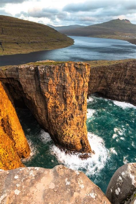 The incredible “Flying Lake” in the Faroe Islands | Lake, Beautiful places to visit, Faroe islands