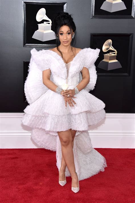 See What the Stars Wore to the Grammys 2018 Red Carpet | Cardi b grammys, Nice dresses, Fashion