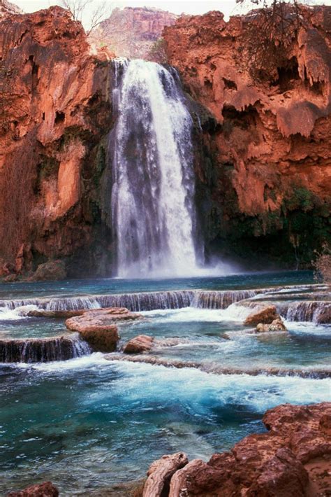 Flooding forces evacuations near waterfalls off Grand Canyon