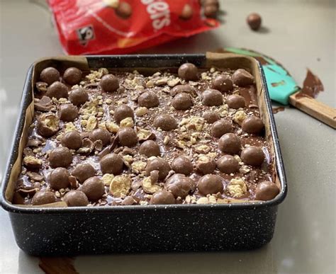 Easy Malteser Tiffin Recipe - Tasty Bakes Kitchen