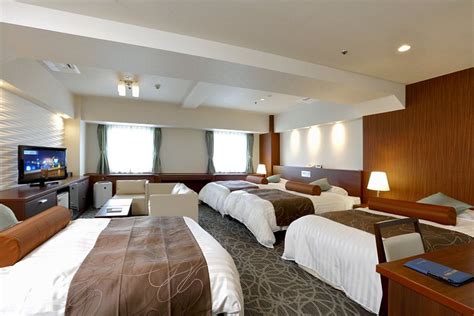 HOTEL PLAZA OSAKA - Updated 2024 Prices & Reviews (Japan)