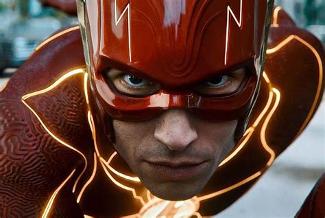 'The Flash' official trailer gives us two Barrys, two Batmen, and ...