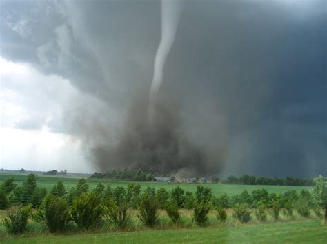 Severe Weather 101: Tornado Types
