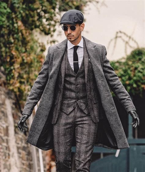 The first in a series of #PeakyBlinders inspired looks! If you haven’t ...