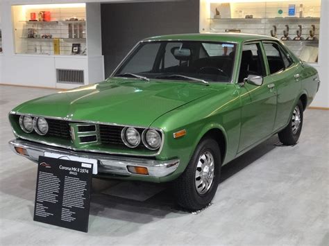 1975 Toyota Corona Mark II | The Mark II was a more upmarket… | Flickr