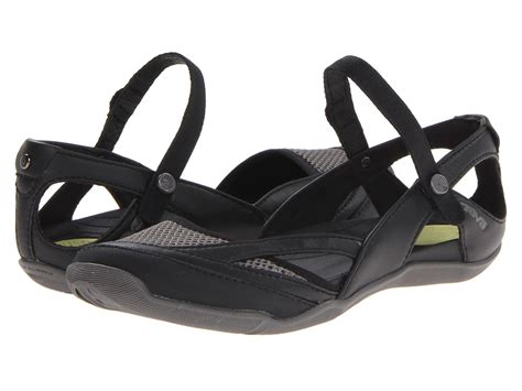 Zappos Teva ~ Low Wedge Sandals