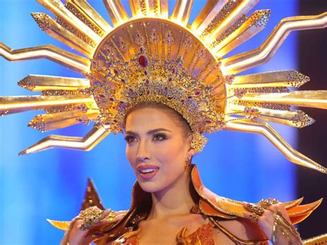 Miss El Salvador Shocks Crowd at Miss Universe 2023 National Costume Show