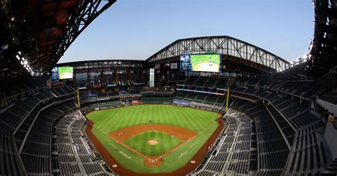 World Series: Globe Life Field roof will be closed for Game 3 - True Blue LA