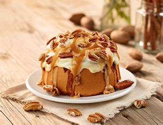 Carmel Pecan Cinnamon Roll: Baked Pecan Cinnamon Buns - Cinnabon®