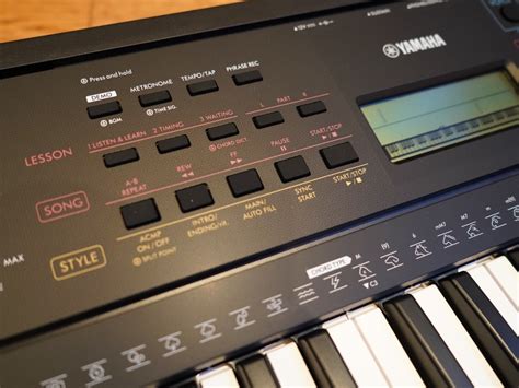 Yamaha PSR-E273 keyboard review | Best Buy Blog