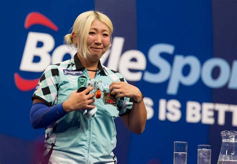 Mikuru Suzuki | Professional Player | Target Darts