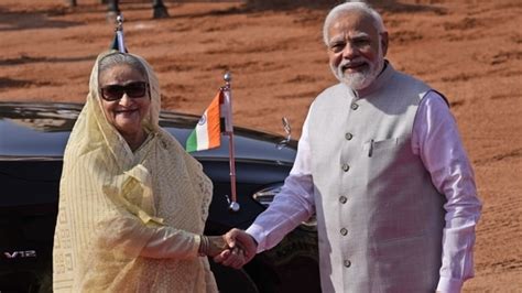 PM Modi meets Bangladesh PM Sheikh Hasina during her ceremonial ...