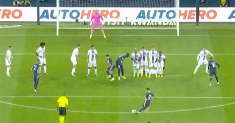 Lionel Messi scores stunning free-kick for PSG as red-hot form ...