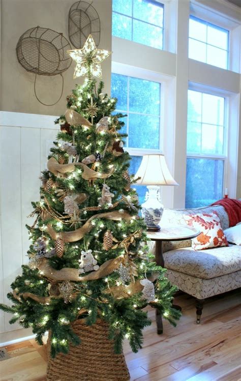 Weihnachtsbaum schmücken - 25 verschiedene Stile und Deko Ideen