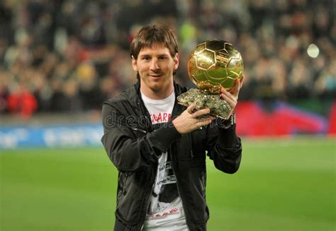 Messi holds up Golden Ball editorial stock image. Image of portrait - 12161239