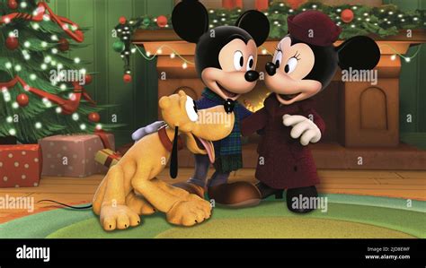 PLUTO,MOUSE,MOUSE, MICKEY'S TWICE UPON A CHRISTMAS, 2004 Stock Photo - Alamy