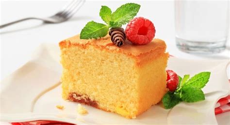 History of Sponge Cake [Fun Facts Included] - CakeRe