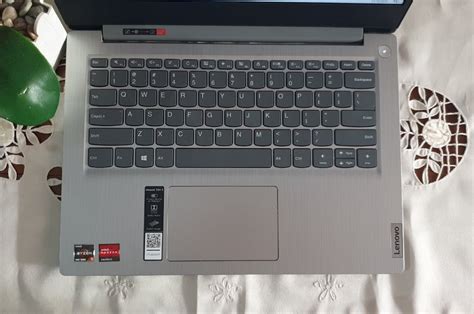 Lenovo Ideapad Slim 3 Notebook 15.6 Review - Tech Base