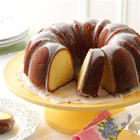 7UP Pound Cake Recipe | Taste of Home