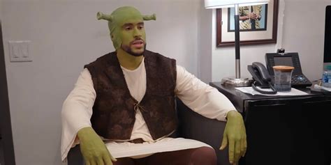 SNL – Bad Bunny Wants to Make a 'Shrek' Movie With Please Don't Destroy