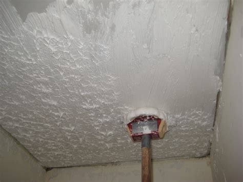 How To Texture Your Ceiling Using A Stomp Brush Ceiling