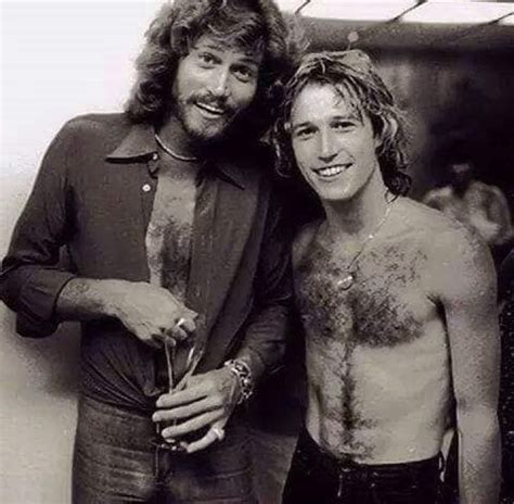 Pin by Sirley Ruy Dias on Andy Gibb Photos | Andy gibb, Bee gees, Barry ...