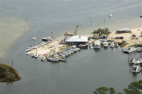 Pirates Cove Marina & Boat Yard in Elberta, AL, United States - Marina Reviews - Phone Number ...