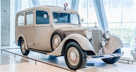 This 1930s Mercedes-Benz 320 Ambulance Is A Piece Of History Worth ...