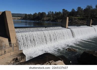 Oroville Dam California Photos, Images & Pictures | Shutterstock