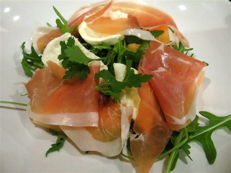 Salad of Cantaloupe melon, Parma ham and buffalo mozarella