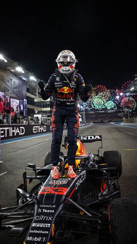 Bulls Wallpaper, F1 Wallpaper Hd, Car Wallpapers, Racing Driver, F1 Racing, F1 Drivers, Red Bull ...